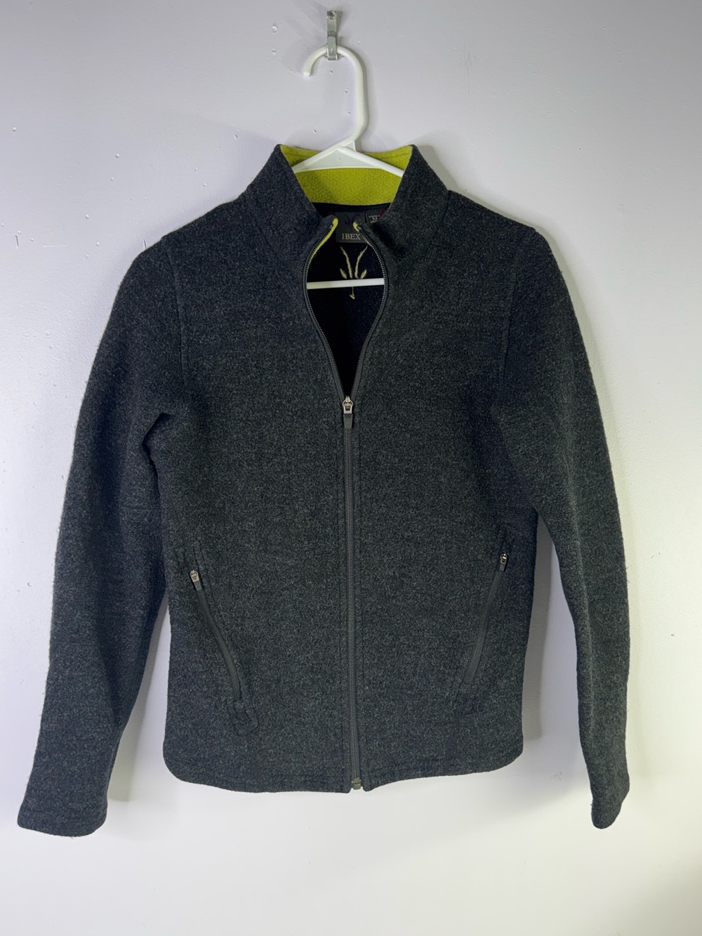 Ibex 100% New Wool gray Long Sleeve Full Zip Jacket Women’s Size medium